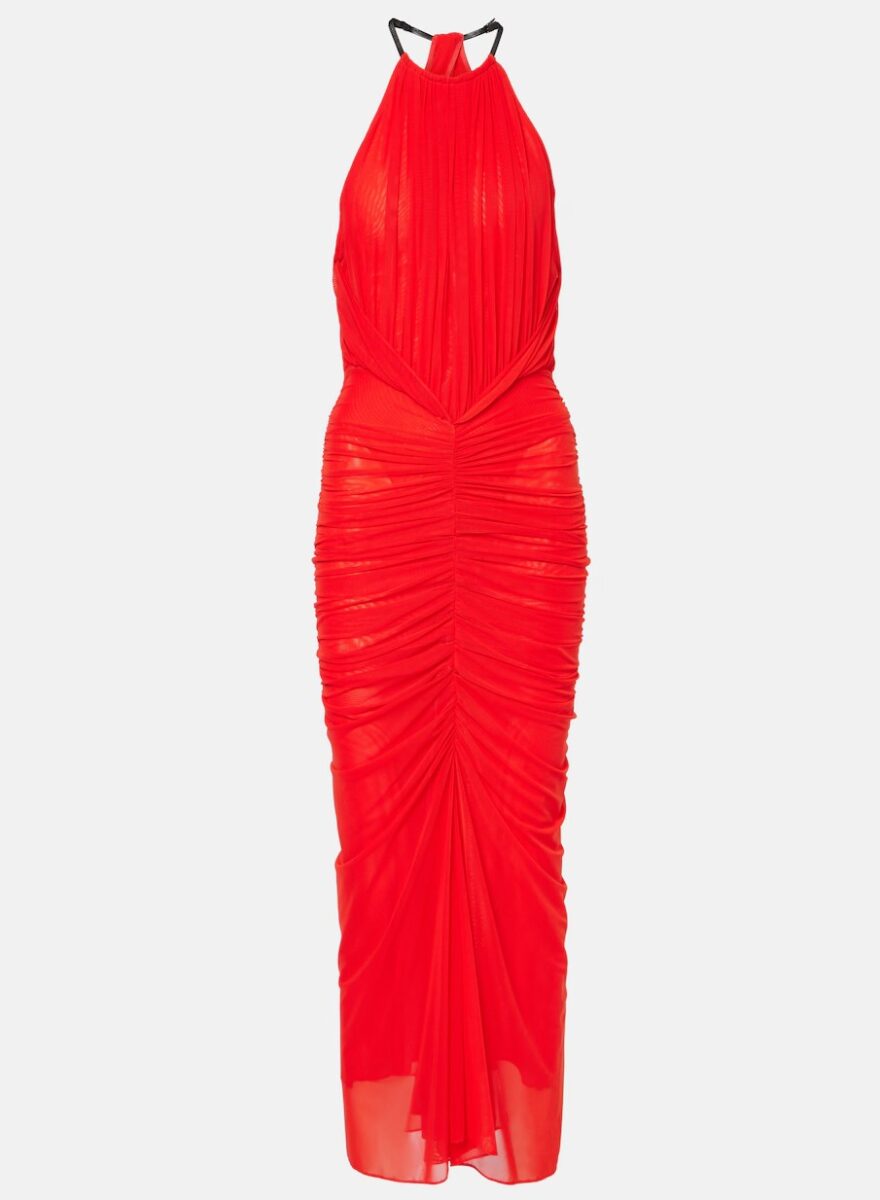 Vestiti estivi: il taglio jolly che valorizza ogni silhouette Vestiti estivi: il taglio jolly che valorizza ogni silhouette