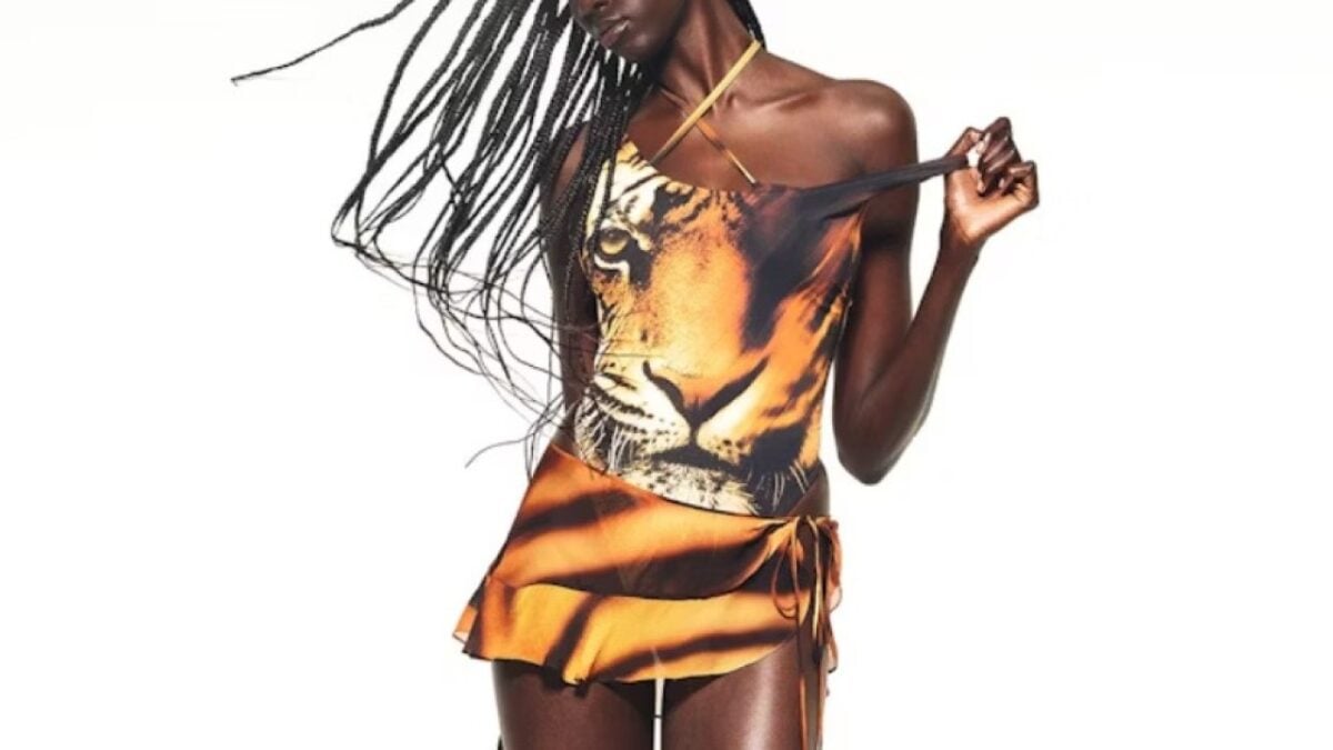 Roberto Cavalli per Skims: tutto sull’irresistibile collezione Beachwear