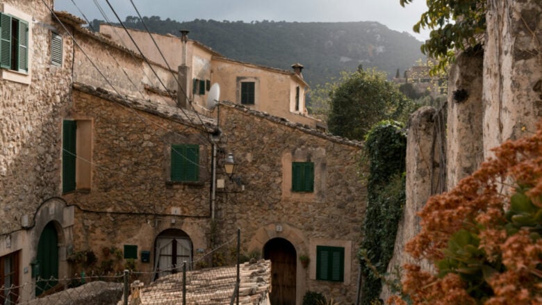 Questo Borgo tra i Monti Sicani è una vera perla della Sicilia