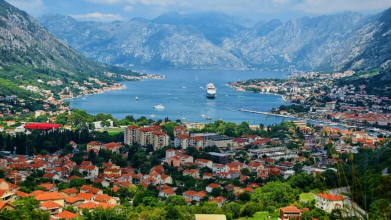 Kotor, la gemma del Montenegro: una città medievale sul mare da scoprire subito