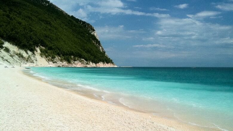 Dove andare al Mare se vivi in Umbria: ecco le spiagge più vicine…