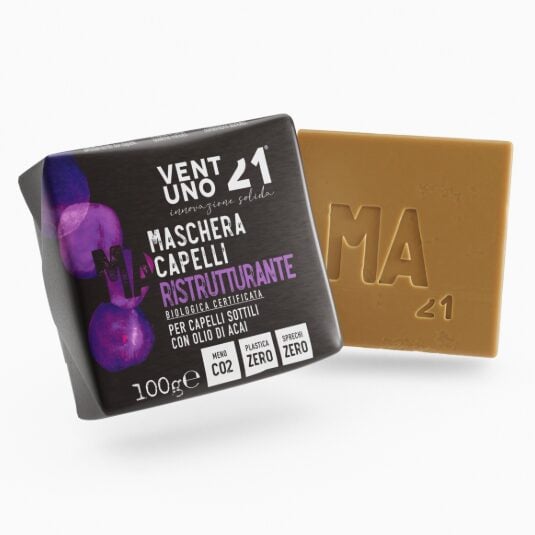Shampoo, balsamo e maschera solidi: i must da viaggio per capelli sempre al top Shampoo, balsamo e maschera solidi: i must da viaggio per capelli sempre al top
