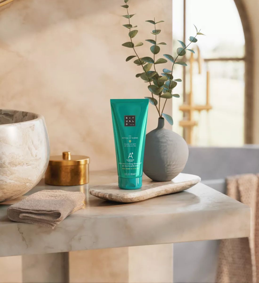 Skincare in valigia: cosa portare in Crociera per pelle e capelli al top Skincare in valigia: cosa portare in Crociera per pelle e capelli al top