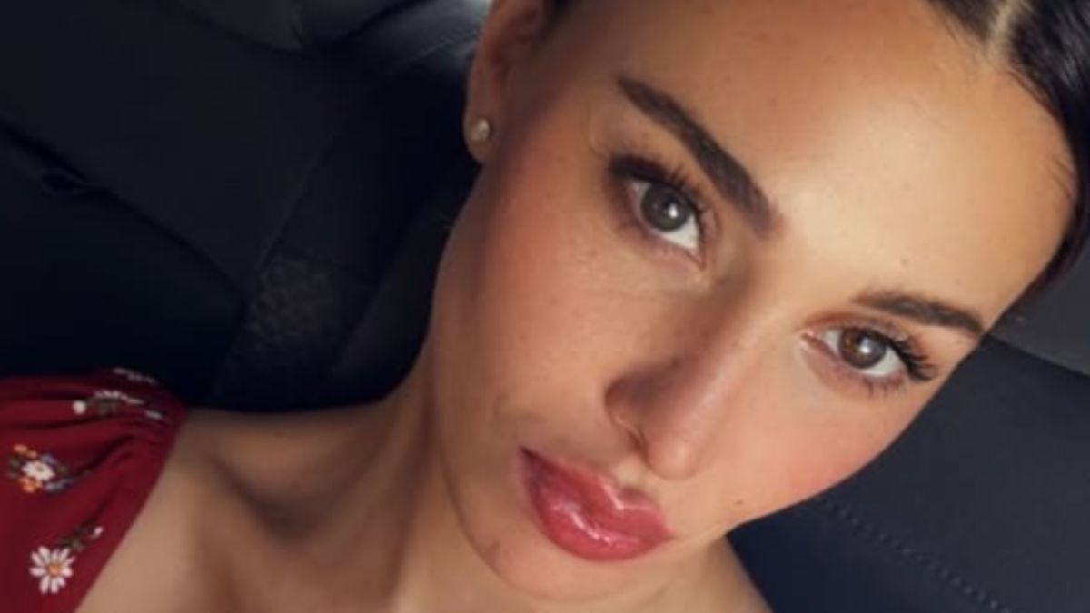 Belen Rodriguez Regina Dell estate Con Il bikini Fantasia Da 