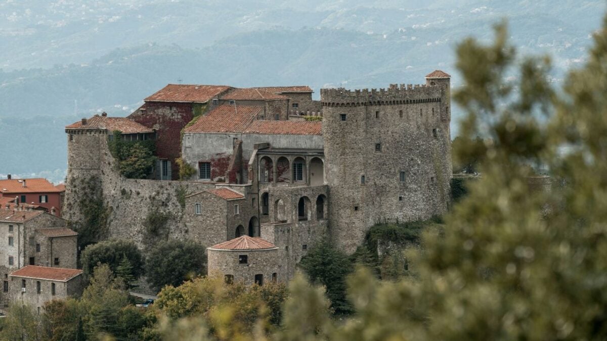 Da Pontremoli a Malgrate: 5 borghi della Lunigiana che vi riempiranno gli occhi