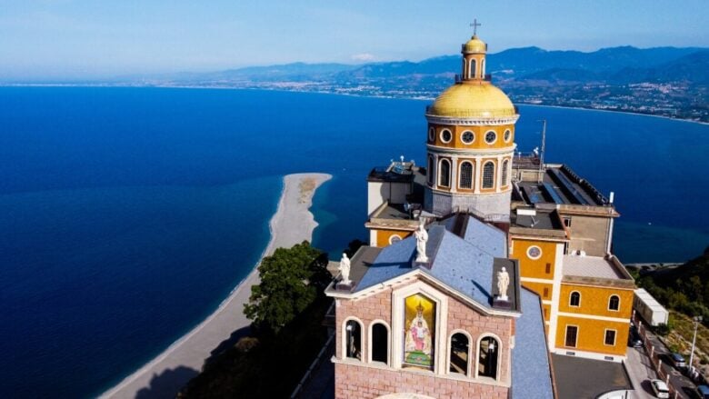 Questo borgo che si affaccia sul Tirreno è la meta ideale per le vostre prossime vacanze