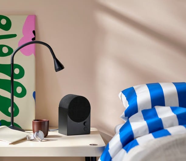 Piccola, chic e potentissima: la nuova cassa bluetooth IKEA è il gadget del momento! Piccola, chic e potentissima: la nuova cassa bluetooth IKEA è il gadget del momento!