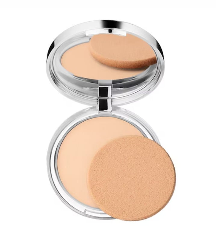 Pelle lucida con il caldo? Le ciprie opacizzanti che salvano il make up d’estate