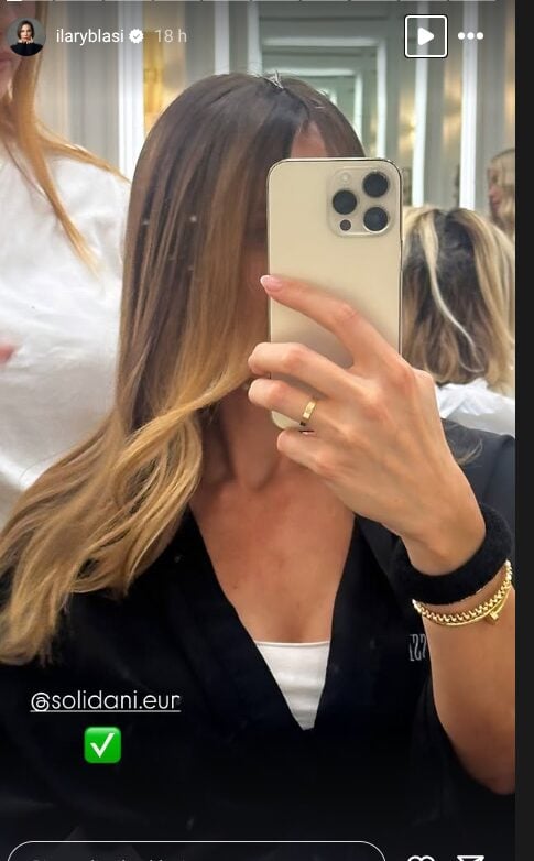 Ilary Blasi cambia (di nuovo): ecco come ha stravolto il suo hair look! Ilary Blasi cambia (di nuovo): ecco come ha stravolto il suo hair look!