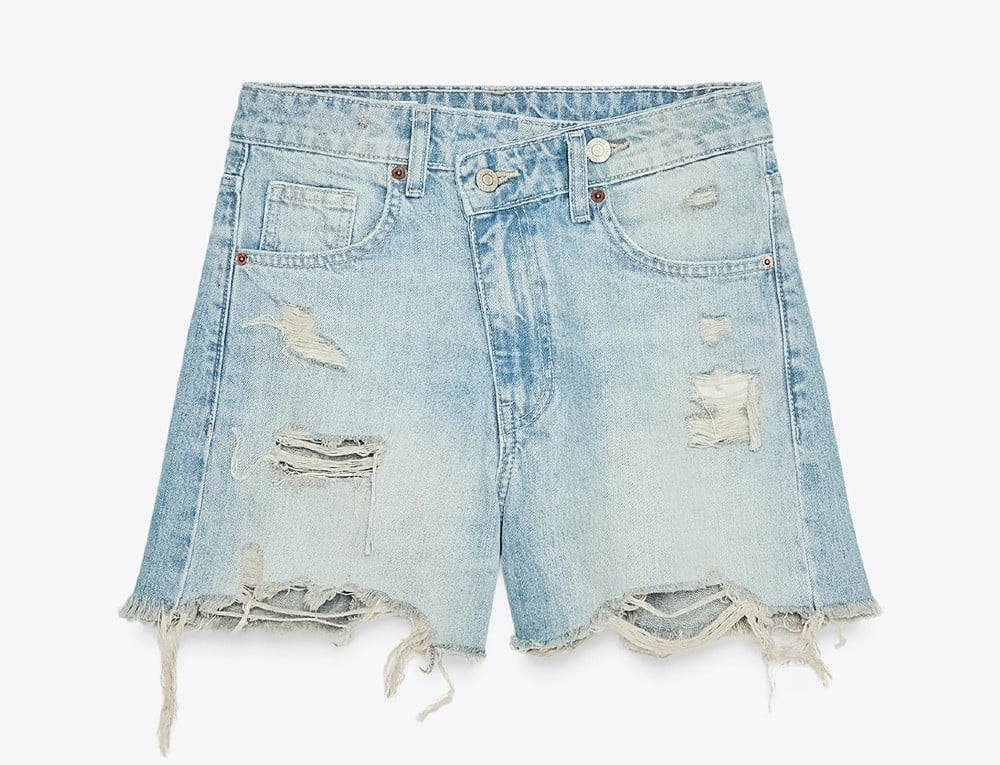 Shorts in denim: qui i modelli da sfoggiare all summer long Shorts in denim: qui i modelli da sfoggiare all summer long