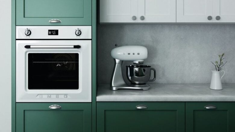Come pulire il Forno: trucchi per una pulizia profonda in pochi step e senza prodotti chimici