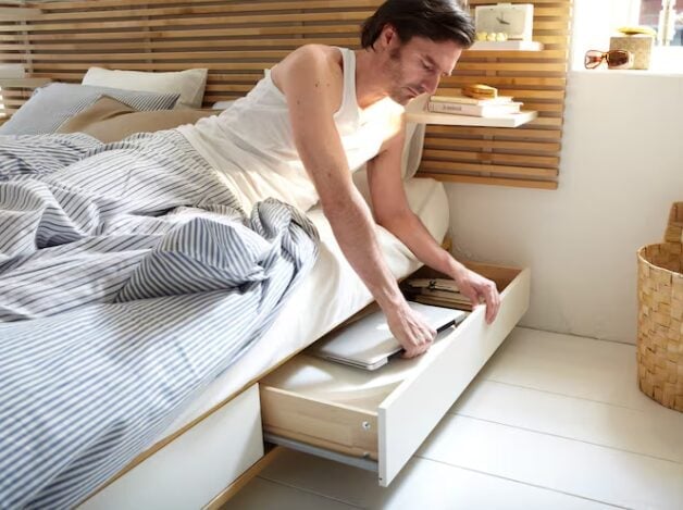 Un equilibrio perfetto tra funzione e stile: il letto IKEA che interpreta lo spirito Japandi