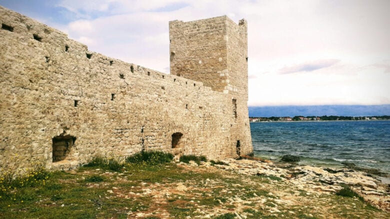 L’isola croata di Vir incanta tutti i visitatori con le sue attrazioni e i paesaggi strepitosi