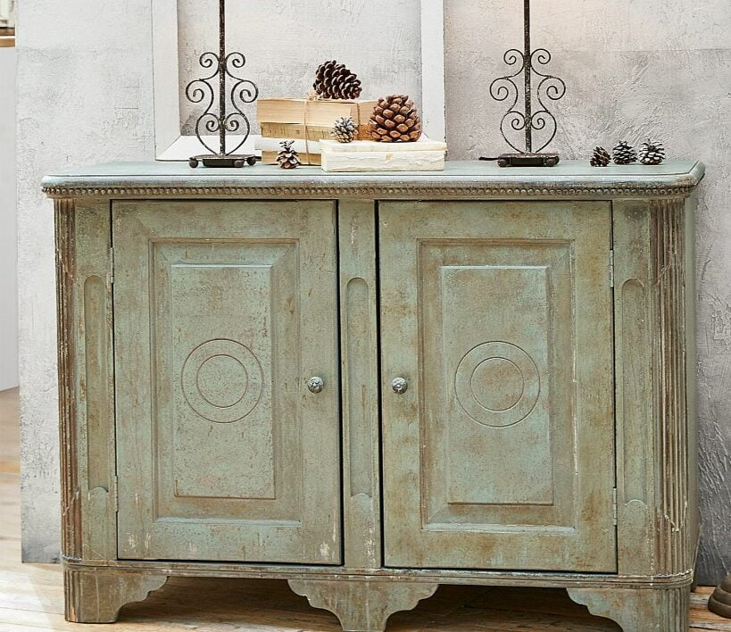 Credenze rétro: icone senza tempo che arredano con stile Credenze rétro: icone senza tempo che arredano con stile