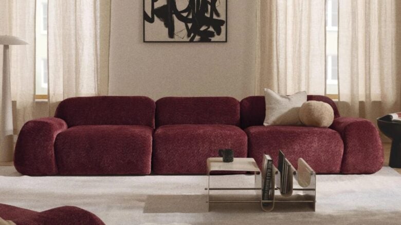 Non solo d’inverno! Il rosso ciliegia è la tinta d’arredo più hot dell’estate