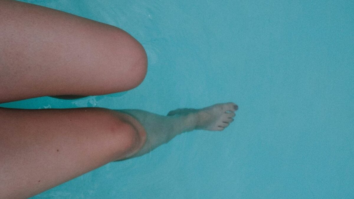 Gambe pesanti, 5  spray che alleggeriscono all’istante