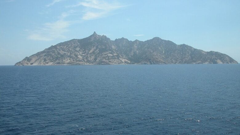 Selvaggia è bellissima, quest’isola toscana è un vero sogno a occhi aperti