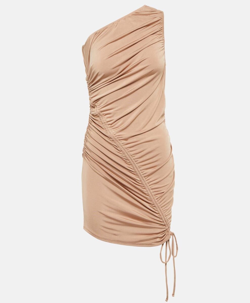 6 Abiti drappeggiati perfetti per la bella stagione da non lasciarsi sfuggire 6 Abiti drappeggiati perfetti per la bella stagione da non lasciarsi sfuggire