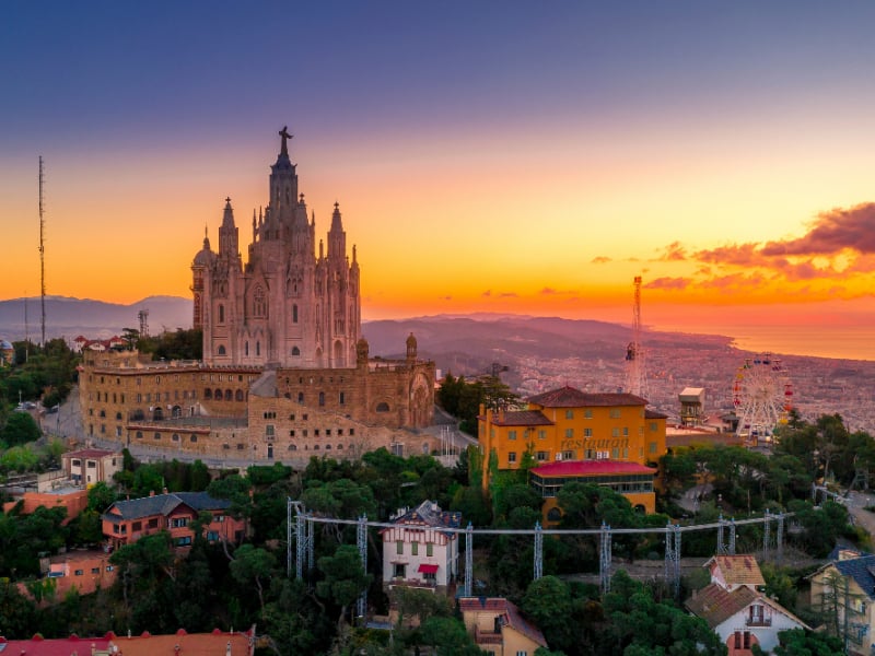 Vacanze a settembre: 4 mete europee low cost per un weekend all’insegna dell’esplorazione Vacanze a settembre: 4 mete europee low cost per un weekend all’insegna dell’esplorazione