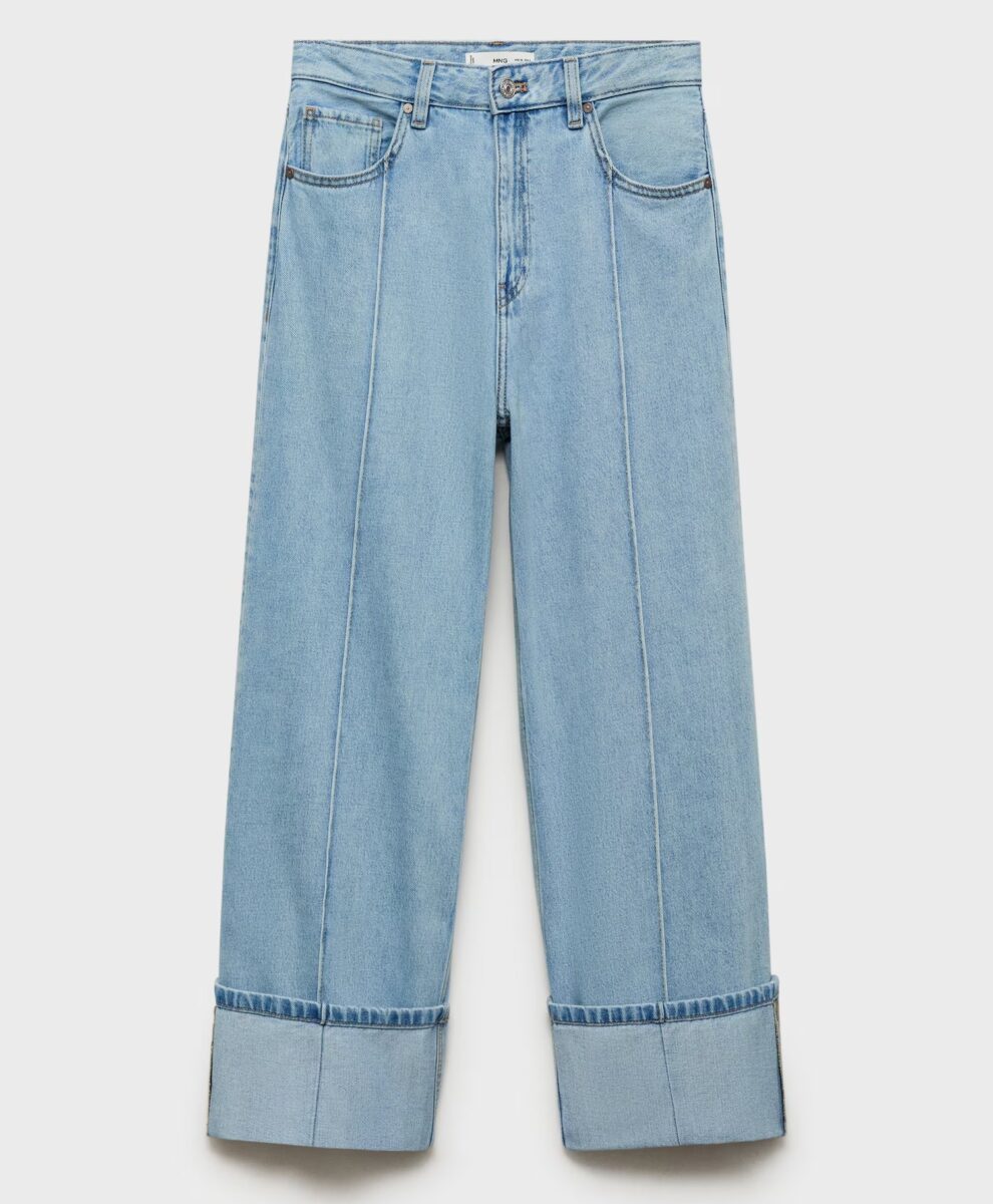 Jeans con risvolto, la tendenza easy-chic da indossare ora!