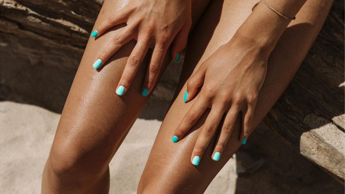 Manicure e abbronzatura: 5 colori che esaltano la pelle dorata