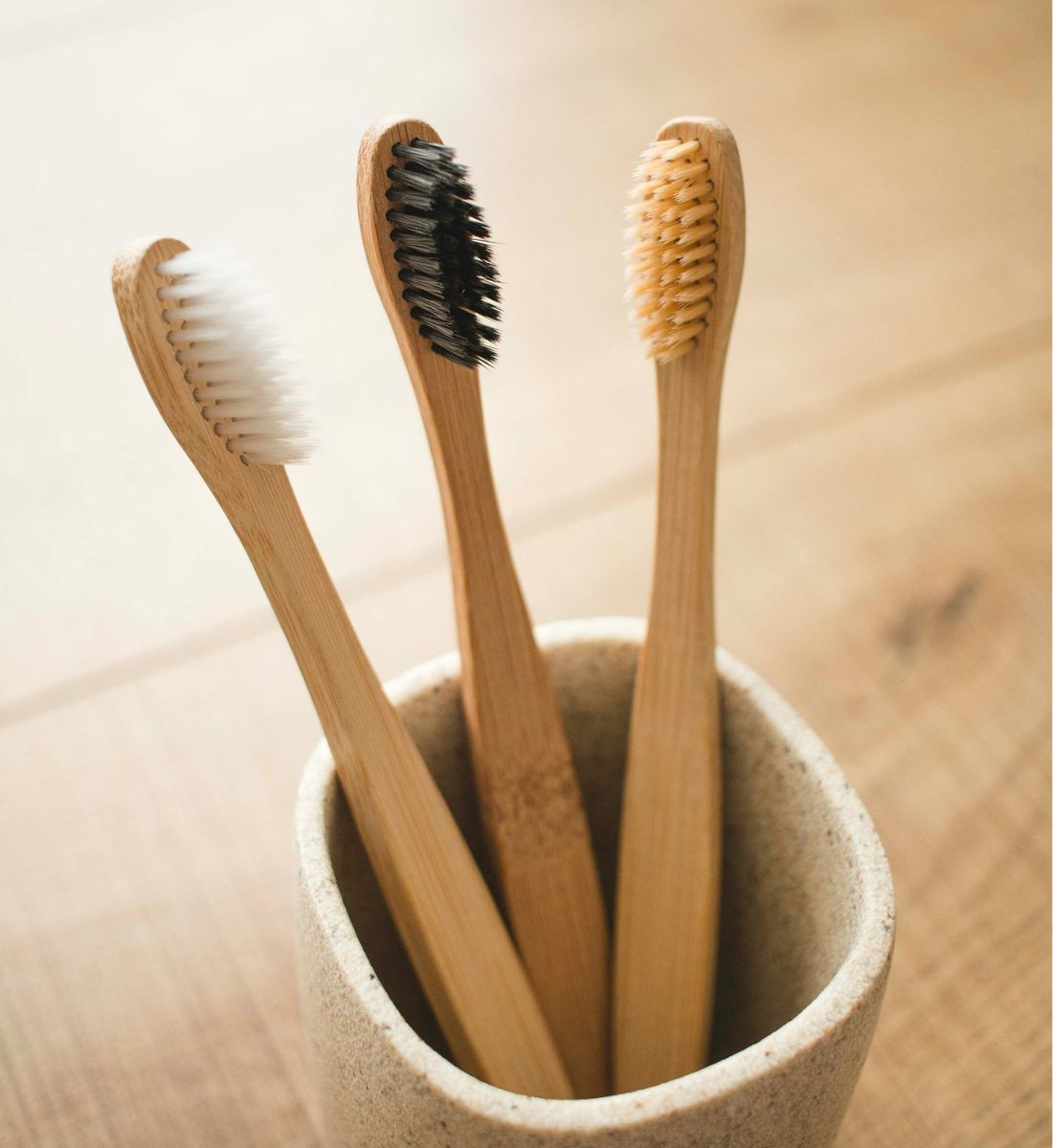 Sorriso d’estate: i consigli per mantenere i denti in salute e splendenti anche in vacanza Sorriso d’estate: i consigli per mantenere i denti in salute e splendenti anche in vacanza