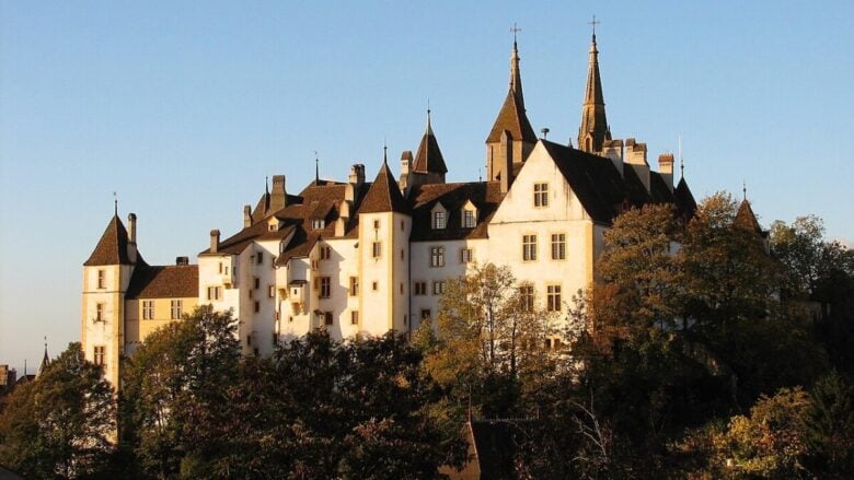 Questa cittadina lacustre è la meta perfetta per un viaggio estivo in Svizzera