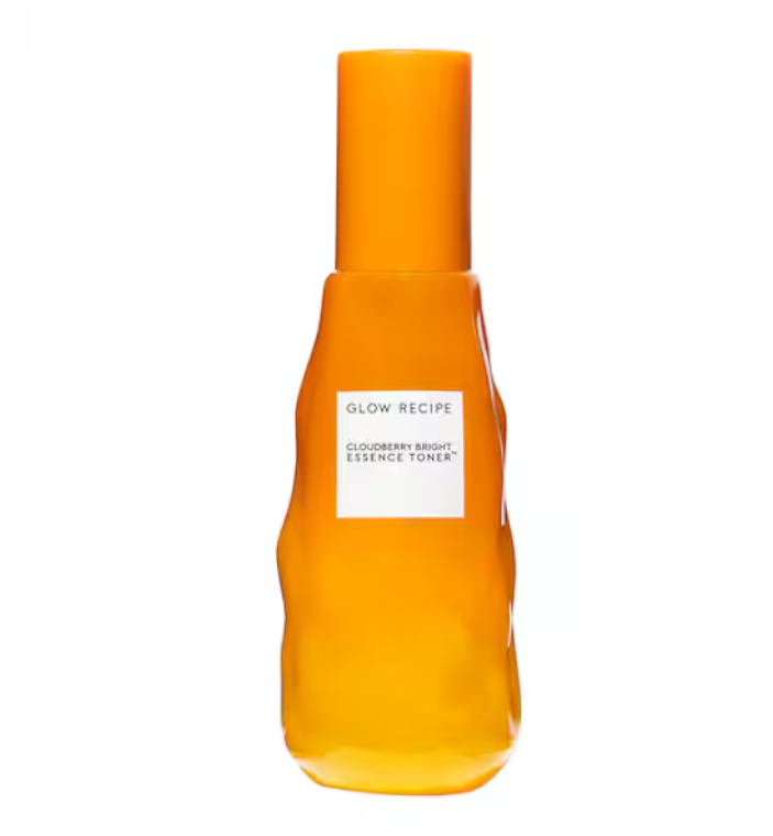 I tonici alla vitamina C che illuminano la pelle: addio macchie scure e colorito spento