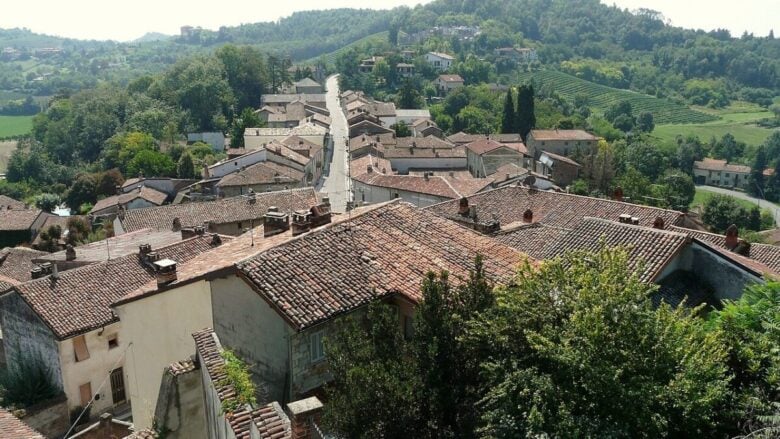 È uno dei borghi più belli del Piemonte, una meraviglia nel cuore del Monferrato