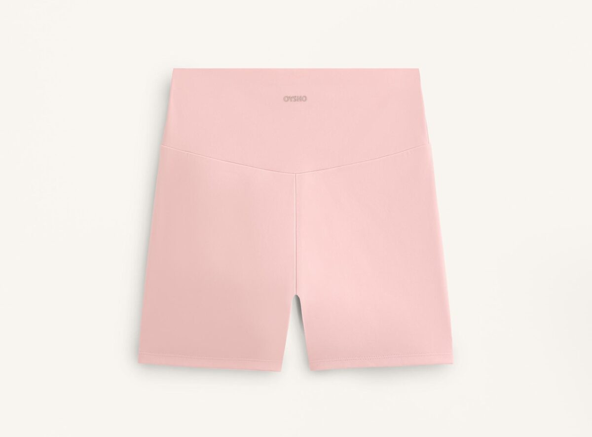 I Capi e gli Accessori per un ritorno in Palestra super stiloso I Capi e gli Accessori per un ritorno in Palestra super stiloso