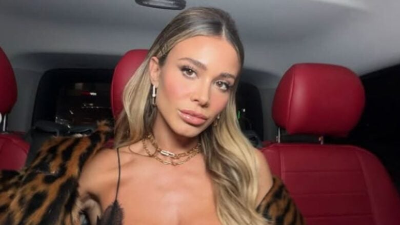 Diletta Leotta lascia tutti senza fiato alla Milano Fashion Week con il suo total Look animalier firmato Roberto Cavalli