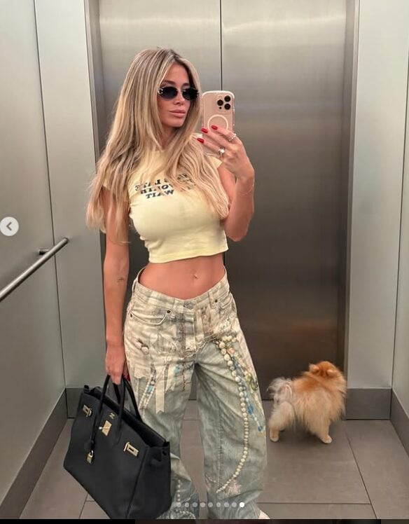 Diletta Leotta, per il Look ‘back to work’ punta sulla comodità senza rinunciare ad un tocco trendy e glamour FOTO Diletta Leotta, per il Look ‘back to work’ punta sulla comodità senza rinunciare ad un tocco trendy e glamour FOTO