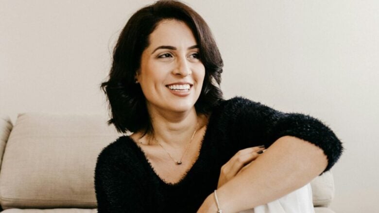 La notte ti fa bella: la routine di skincare notturna dopo i 50 anni