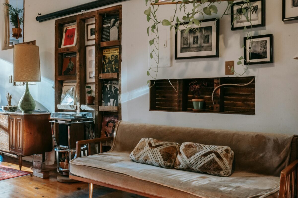 Il mix perfetto: come i dettagli vintage arricchiscono una casa moderna