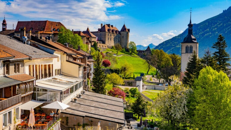 Il villaggio svizzero di Gruyères è la meta ideale per gli amanti del formaggio