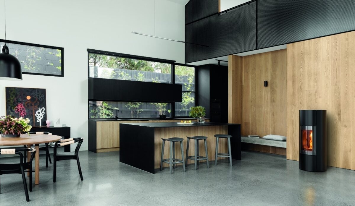 MCZ svela la nuova collezione 2025 di stufe a pellet, per un inverno all’insegna dell’efficienza e del design MCZ svela la nuova collezione 2025 di stufe a pellet, per un inverno all’insegna dell’efficienza e del design