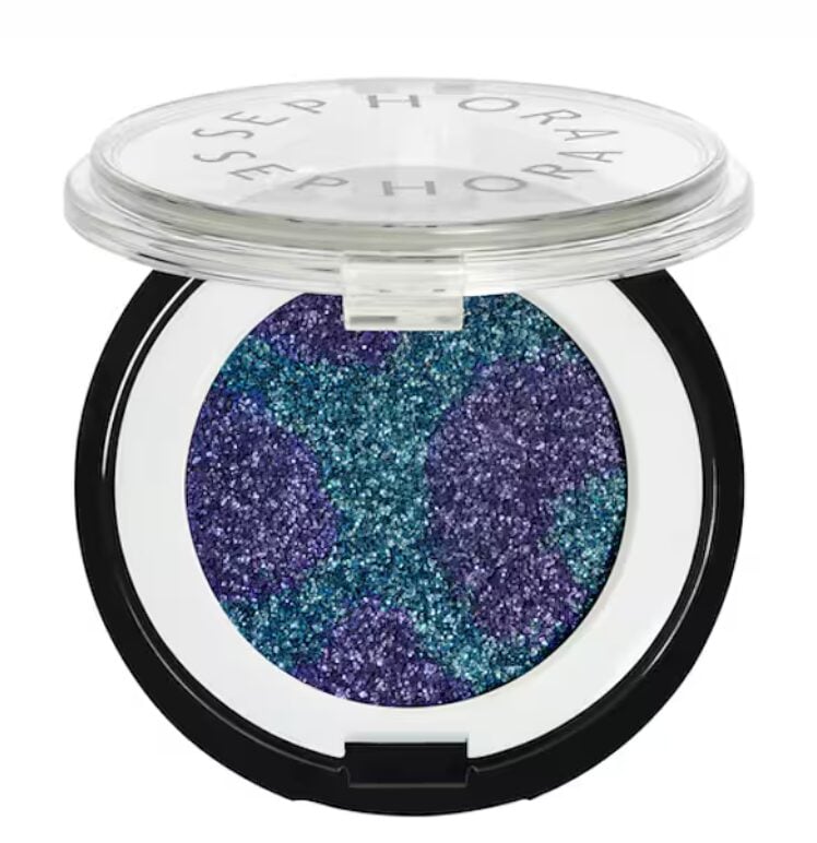 5 Ombretti dark e glam per un make up occhi di Halloween davvero magnetico 5 Ombretti dark e glam per un make up occhi di Halloween davvero magnetico