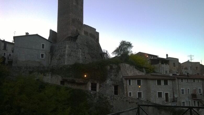 Questo borgo abruzzese è tra i più belli d’Italia: ve ne innamorerete subito