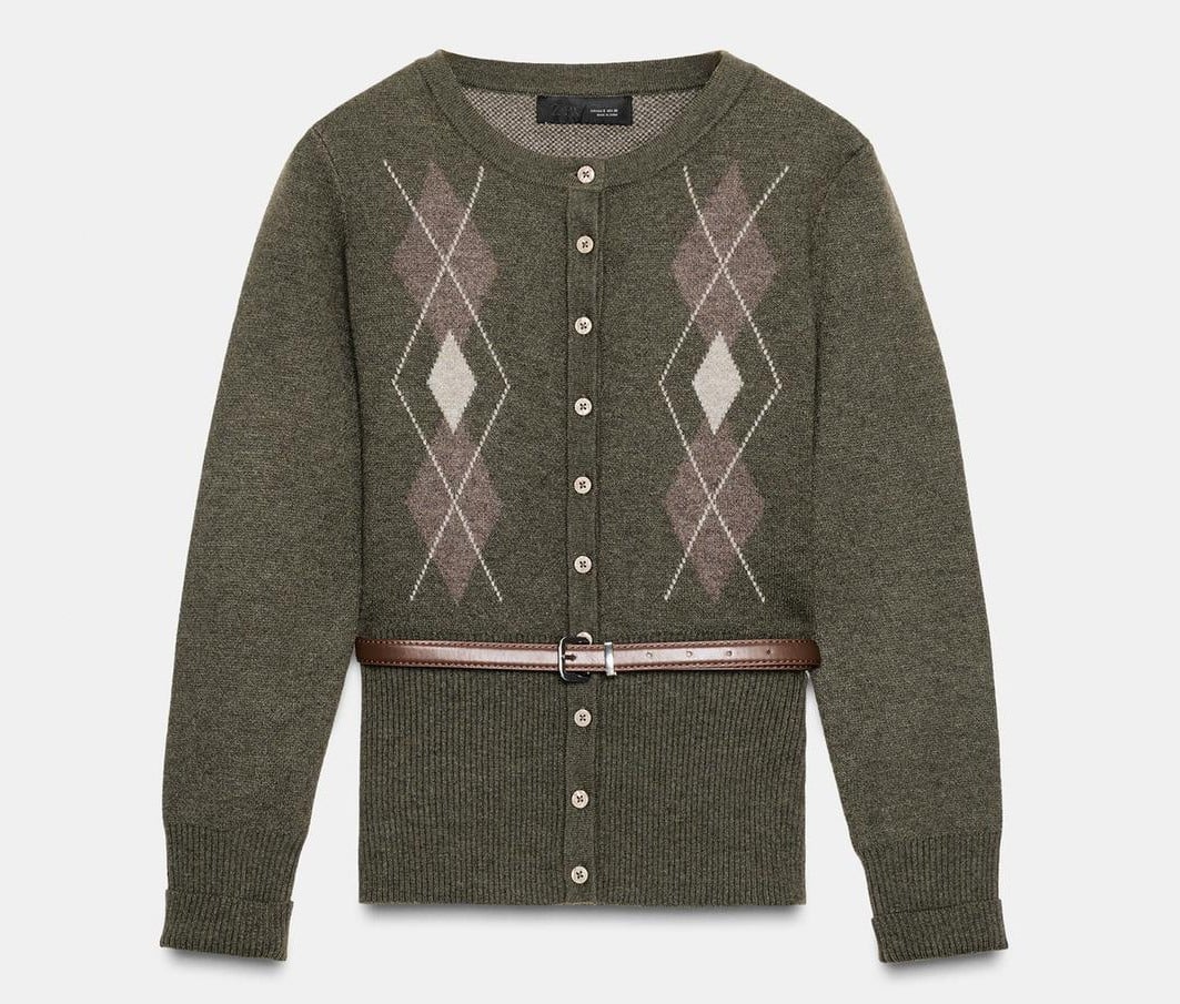 Questi Cardigan saranno gli alleati chic e cute dei nostri look autunnali Questi Cardigan saranno gli alleati chic e cute dei nostri look autunnali