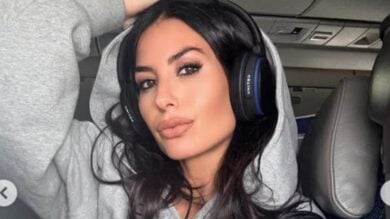 Elisabetta Gregoraci sfoggia il Look casual-chic perfetto per questa stagione: da copiare subito!