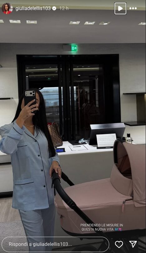 Giulia De Lellis torna sui social post parto: il primo dolce scatto con la sua bambina! FOTO Giulia De Lellis torna sui social post parto: il primo dolce scatto con la sua bambina! FOTO