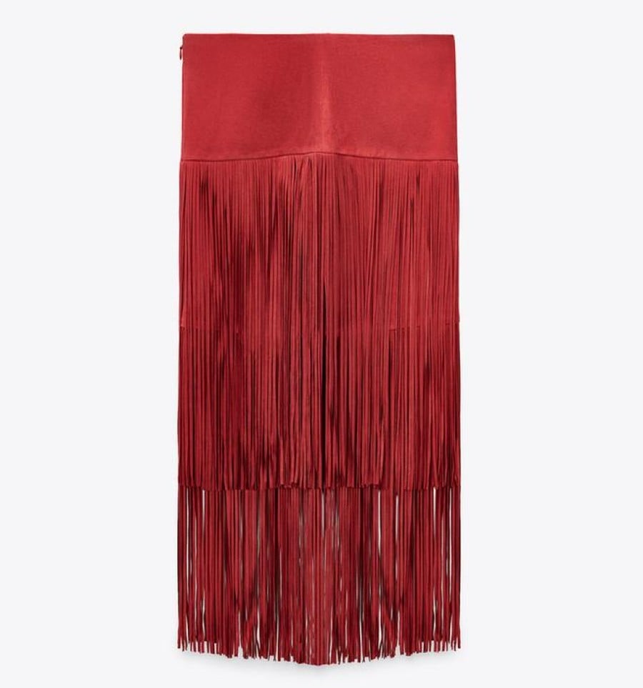 Gonna in suede, la fashion crush dell’Autunno in 5 modelli da avere subito!