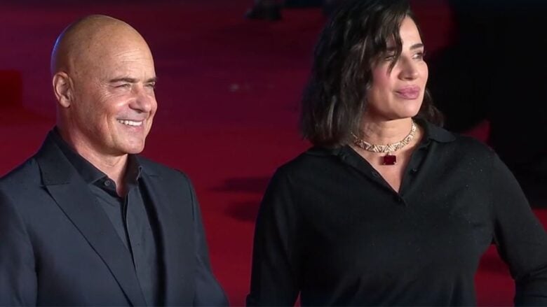 Luisa Ranieri lascia tutti senza fiato alla Festa del Cinema di Roma 2025 con il suo Look bon ton e sofisticato