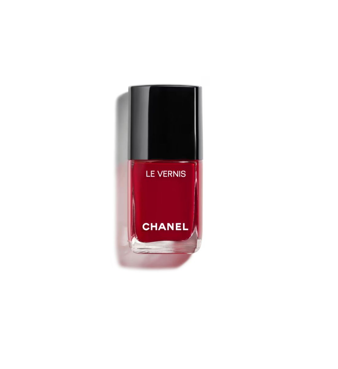 Manicure rosso scuro, la tendenza più elegante dell’autunno 2025 Manicure rosso scuro, la tendenza più elegante dell’autunno 2025