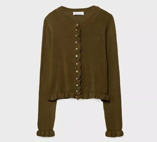 Fate spazio ai Cardigan con volant, feticcio della stagione fredda Fate spazio ai Cardigan con volant, feticcio della stagione fredda