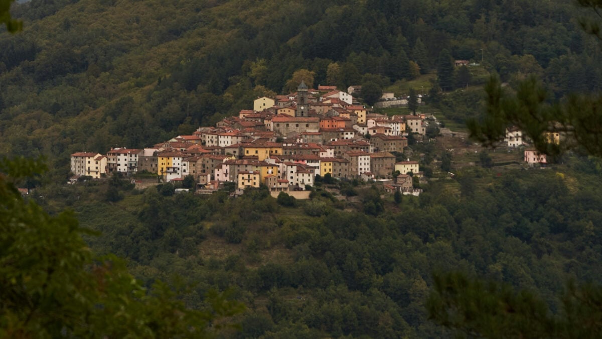 Questo borgo a due passi da Roma è uno dei più suggestivi della Tuscia Questo borgo a due passi da Roma è uno dei più suggestivi della Tuscia