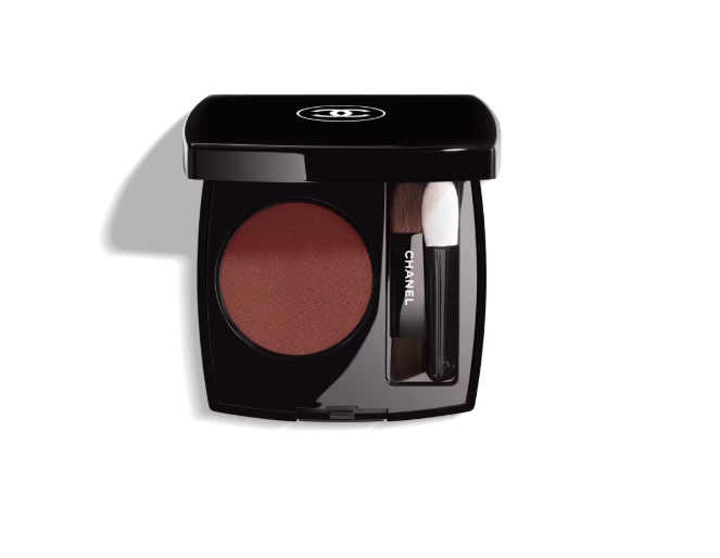 Trucco invernale facile e veloce: il make up perfetto per le giornate di lavoro Trucco invernale facile e veloce: il make up perfetto per le giornate di lavoro