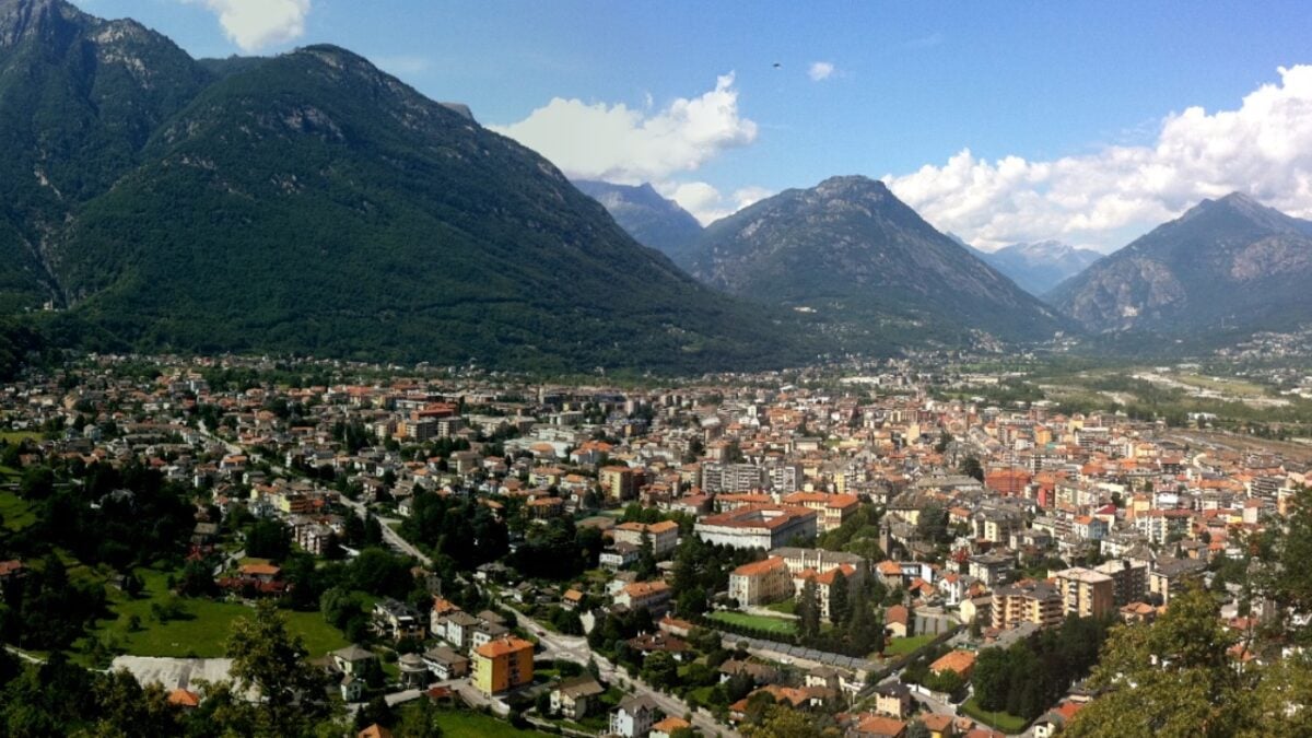 Domodossola, la porta delle Alpi tra storia, arte e natura autentica