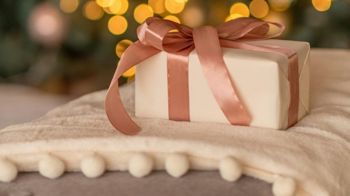 Cofanetti Skincare Natale 2025: le gift box più esclusive da regale quest’anno