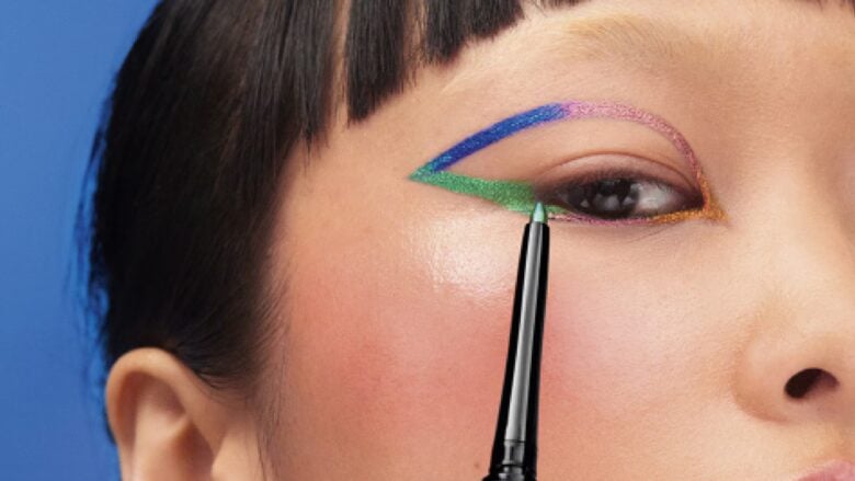 La Matita Duochrome di Sephora è il prodotto make up più virale del momento: fa impazzire tutte!